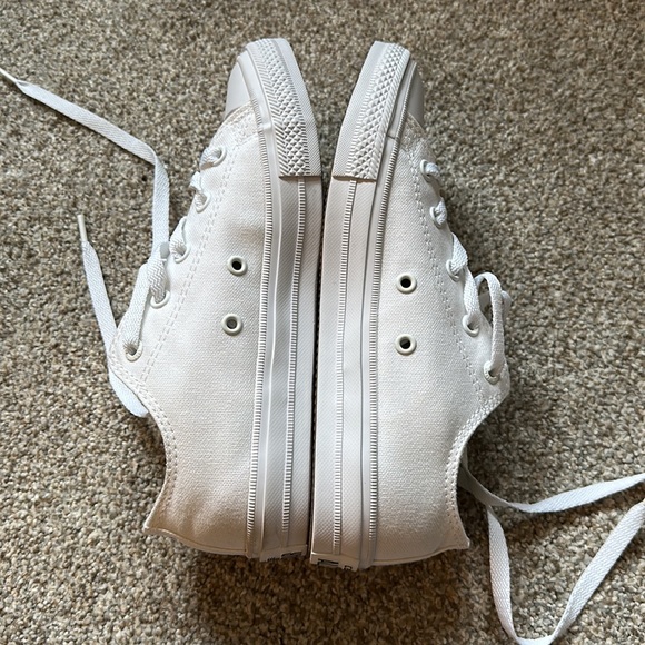 White Converse with Lunarlon - Picture 4 of 7